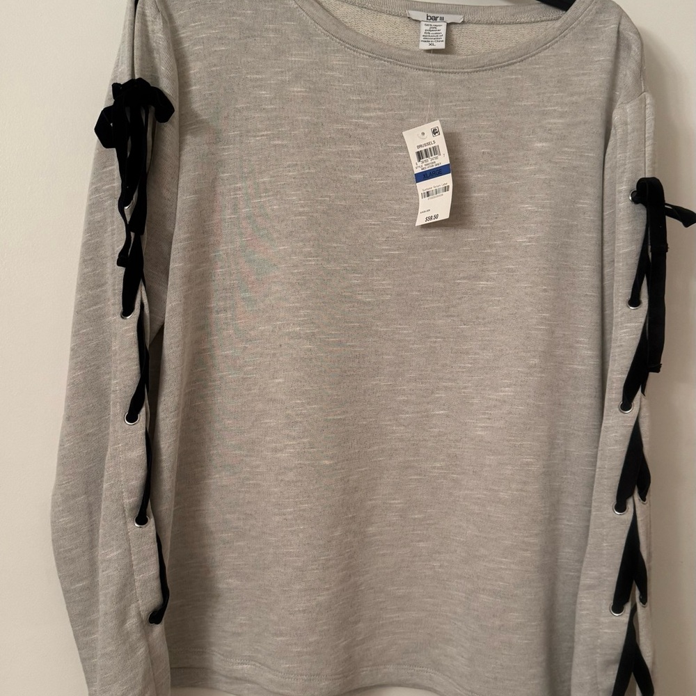 NWT Bar III Lace-Up Sleeve Gray Sweatshirt Size XL